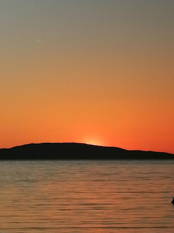 Holiday Home Vjeka ราบ ภายนอก รูปภาพ